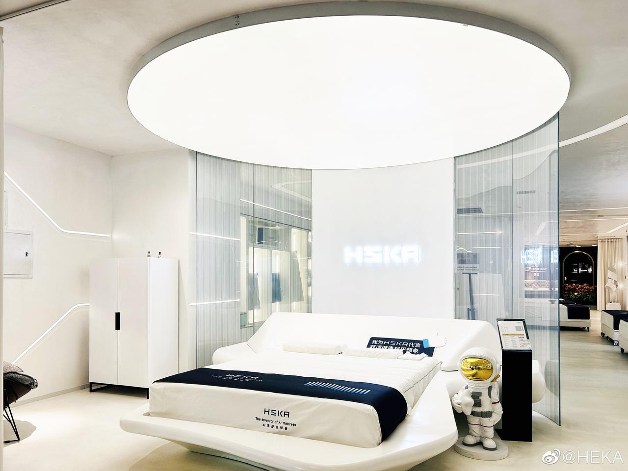 晨起腰酸背痛？HEKA AI智能床垫精准托腰，醒来浑身都轻松