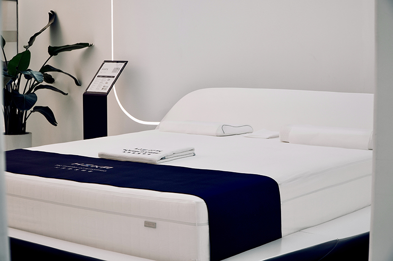 家用AI床垫怎么选？深度揭秘HEKA如何让全家人都睡出好身体